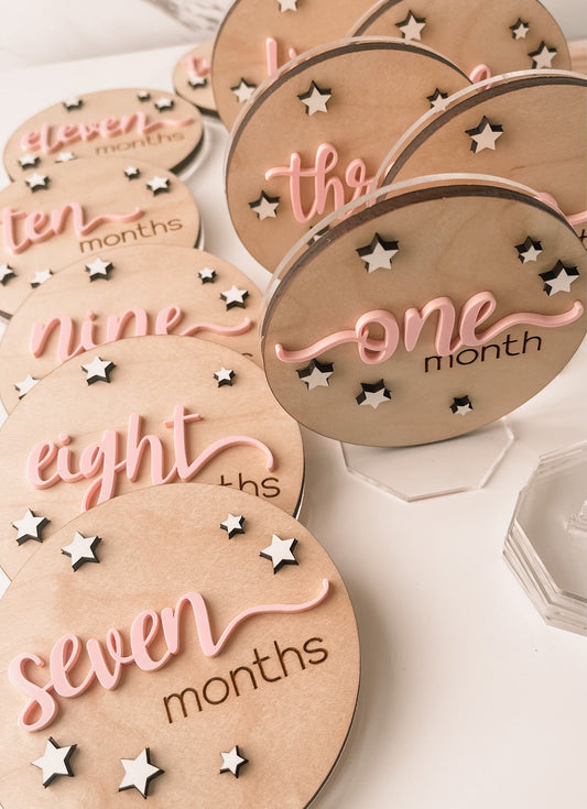 Baby Monthly Milestone Markers, Milestone discs, baby photo frame, First birthday photo display
