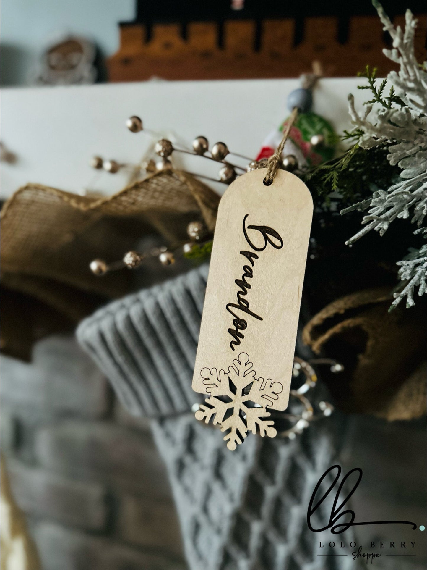 Christmas Stocking Name Tag, Holiday Tags, Kid's stocking Tags, Mantel Decor, Snowflake Name tags for Stockings